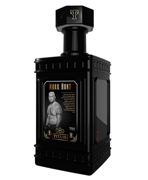Titans Tequila Mark Hunt Edition Añejo 700 ML